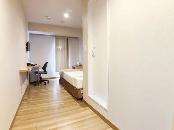 Tek Büyük Yataklı Oda, Sigara İçilmez