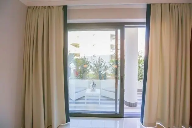 Club Büyük Yataklı Tek Kişilik Oda