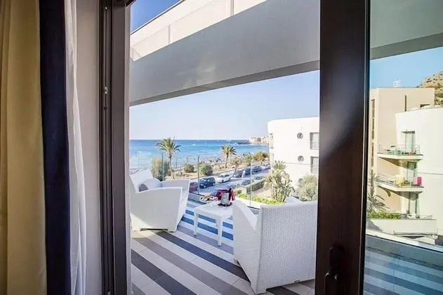 Superior Tek Büyük veya İki Ayrı Yataklı Oda, Deniz Manzaralı