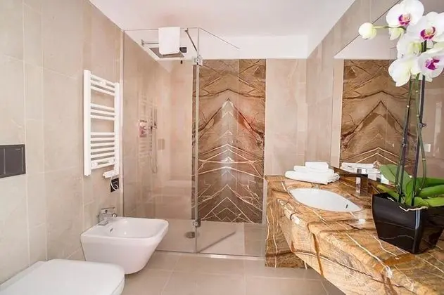 Superior Tek Büyük veya İki Ayrı Yataklı Oda, Deniz Manzaralı