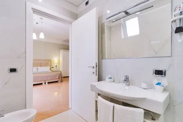 Tek Büyük veya İki Ayrı Yataklı Oda