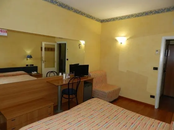 Tek Büyük veya İki Ayrı Yataklı Oda