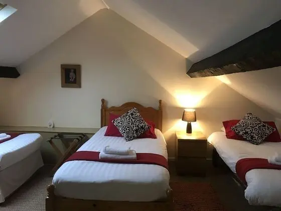 Dört Kişilik Oda, Banyolu/Duşlu
