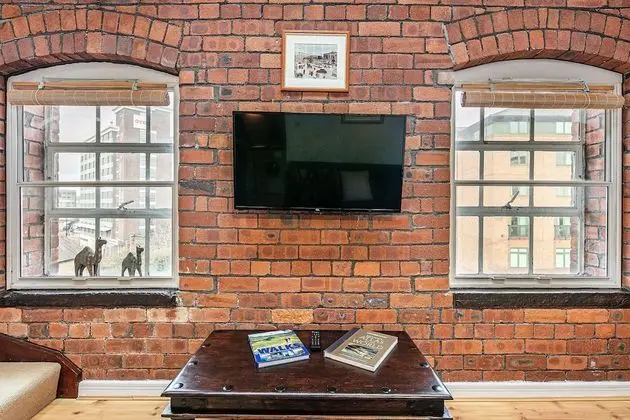 Standard Apart Daire, Şehir Manzaralı