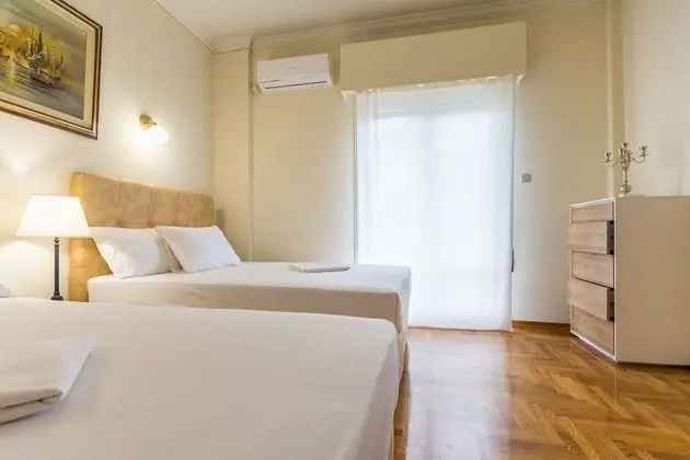 Apart Daire (Victoria Queens Paradise near Metro)