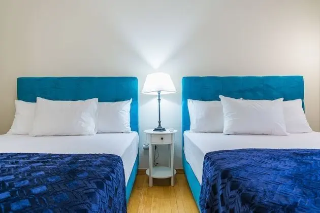 Apart Daire (Victoria Queens Paradise near Metro)