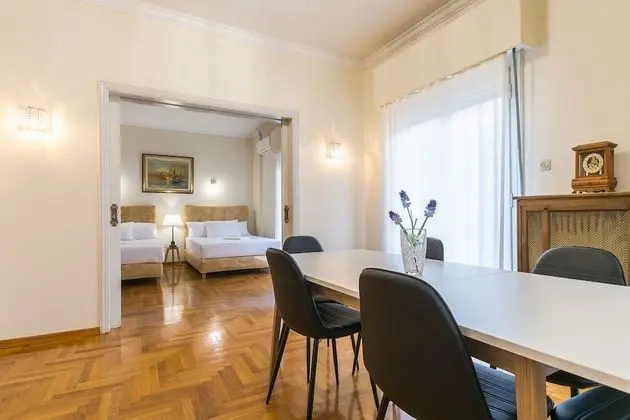 Apart Daire (Victoria Queens Paradise near Metro)