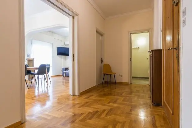 Apart Daire (Victoria Queens Paradise near Metro)