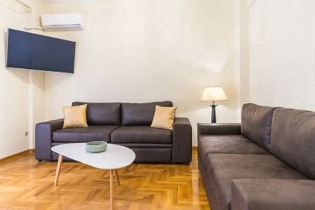 Apart Daire (Victoria Queens Paradise near Metro)