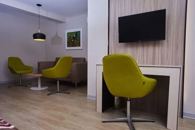 Junior Süit, 1 En Büyük (King) Boy Yatak