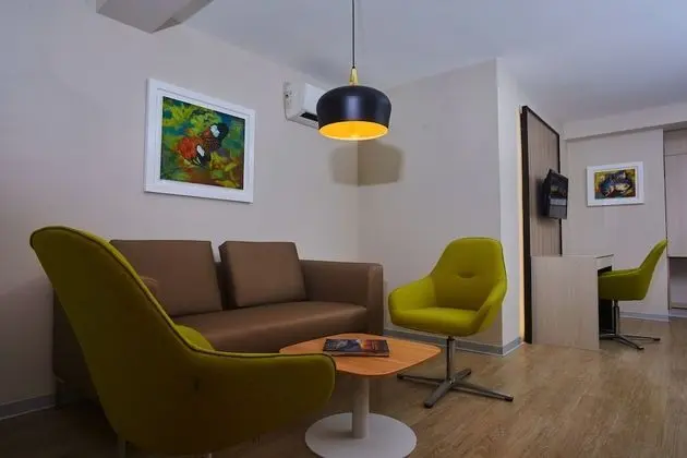 Junior Süit, 1 En Büyük (King) Boy Yatak