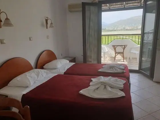 Tek Büyük veya İki Ayrı Yataklı Oda