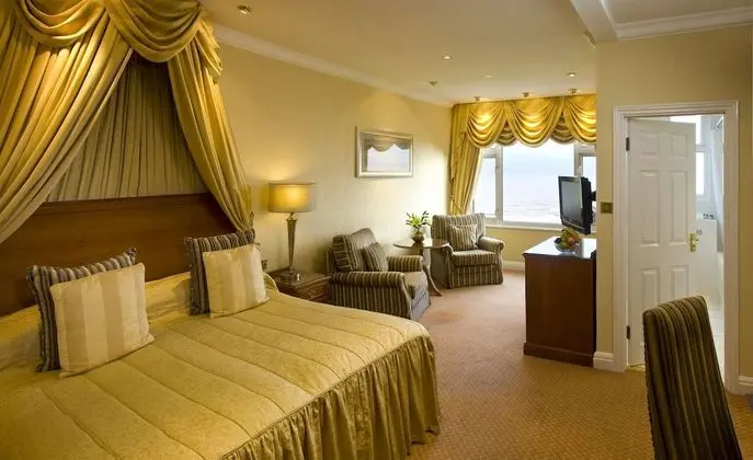 Deluxe Tek Büyük veya İki Ayrı Yataklı Oda, Deniz Manzaralı