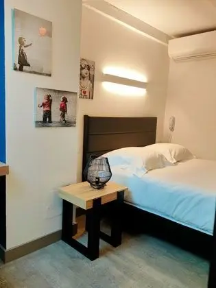 Standard Tek Büyük Yataklı Oda