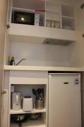 Üç Kişilik Oda