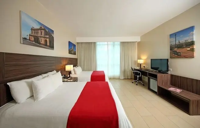 Deluxe Tek Büyük Yataklı Oda, 2 Çift Kişilik Yatak