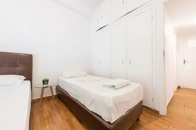 Apart Daire (Victoria Sun above Metro)