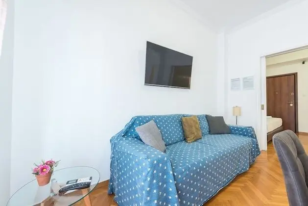 Apart Daire (Victoria Sun above Metro)