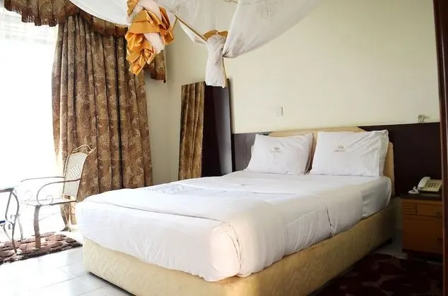 Deluxe Tek Büyük Yataklı Oda, Bahçe Manzaralı