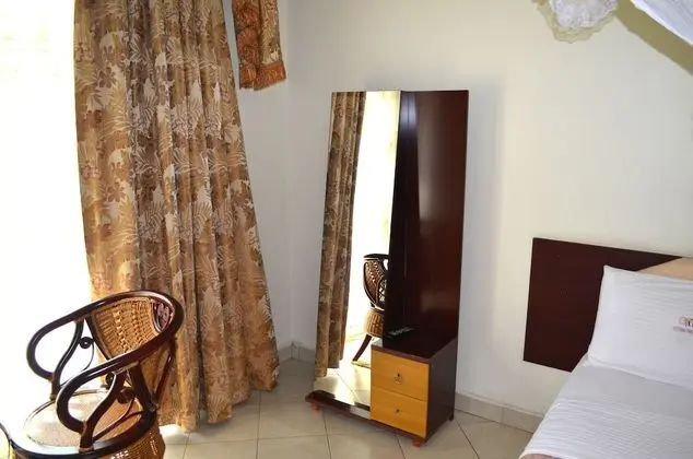 Deluxe Tek Büyük Yataklı Oda, Bahçe Manzaralı