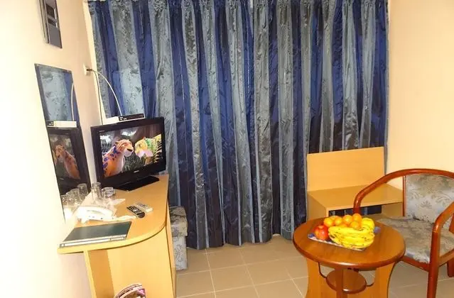 Ground floor Room (With Window)