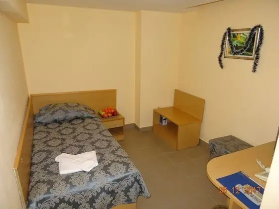 Ground floor Room (Without a Window)