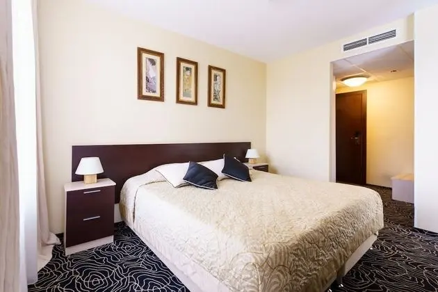 Junior Süit, 2 Tek Kişilik Yatak