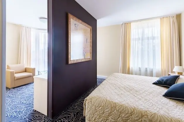 Junior Süit, 2 Tek Kişilik Yatak