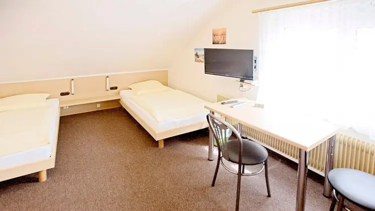 Comfort Tek Büyük Yataklı Oda
