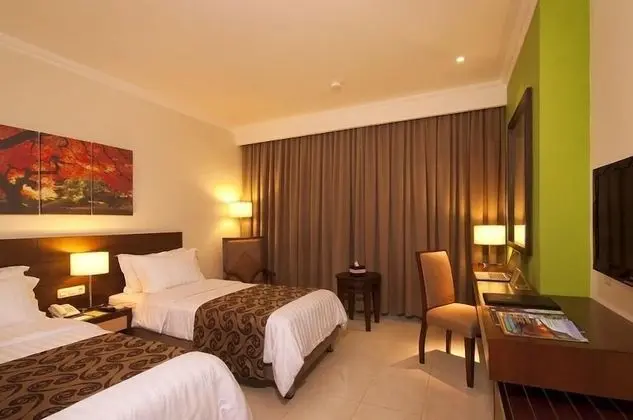 Superior Room (Breakfast Included)