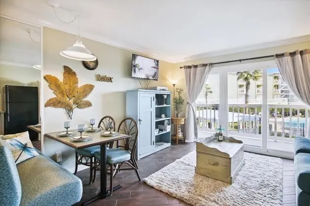 Daire, 1 Büyük (Queen) Boy Yatak ve Çekyat, Balkon, Plaj Manzaralı
