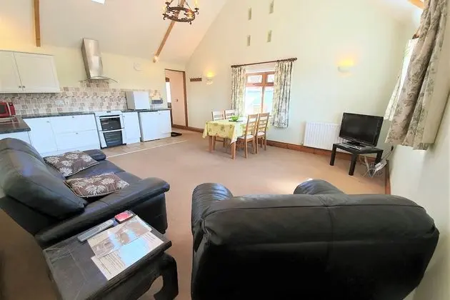 Deluxe Çatı Katı (Loft), 2 Yatak Odası, Havuz Kullanımı, Bahçe Manzaralı