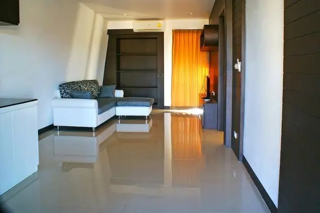 Top Floor Apartment