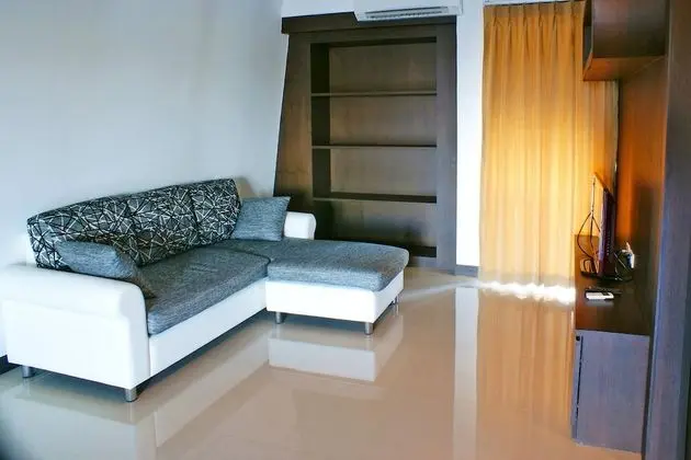 Top Floor Apartment