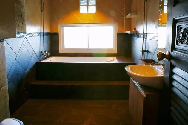 Top Floor Apartment