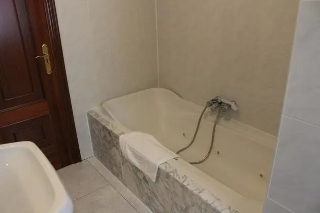 Tek Büyük veya İki Ayrı Yataklı Oda