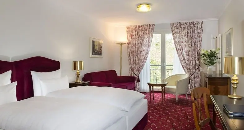 Deluxe İki Ayrı Yataklı Oda, Park Manzaralı, Bahçeli