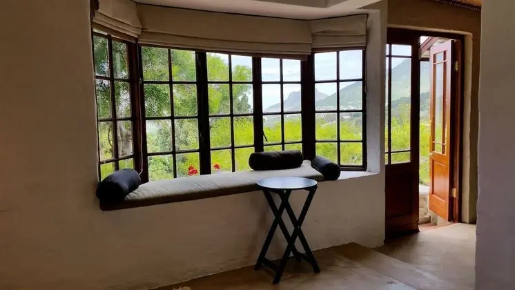 Standard Family Room with sea view (3)