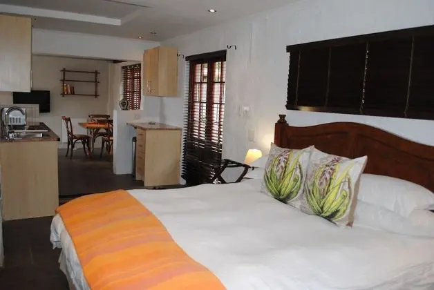 Standard Family Room with sea view (3)