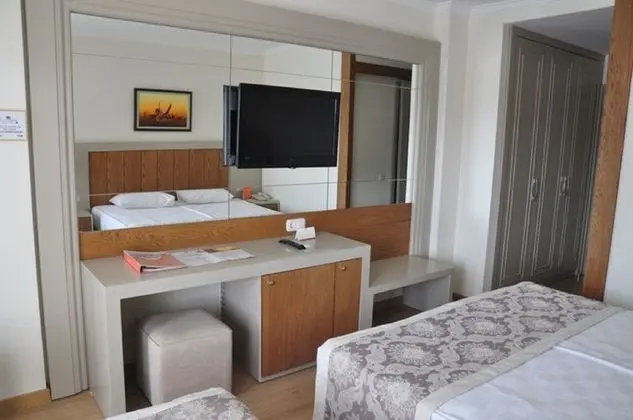 1 Çift ​​kişilik Yatak Land View