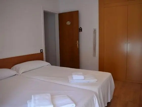 Apart Daire, 5 Yatak Odası