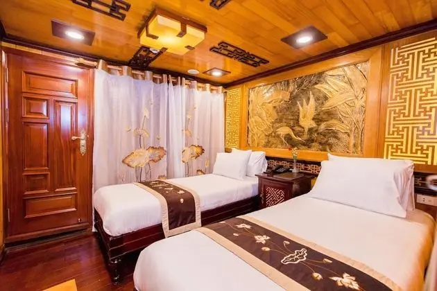 Deluxe Tek Büyük veya İki Ayrı Yataklı Oda, Deniz Manzaralı