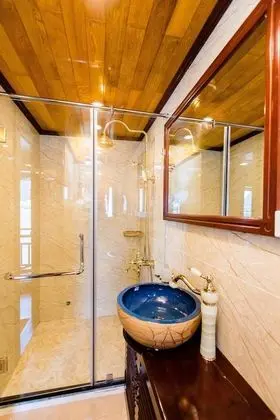 Deluxe Üç Kişilik Oda, Deniz Manzaralı