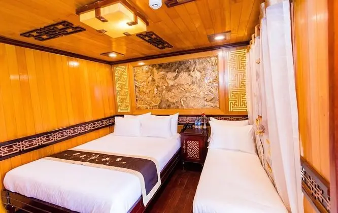 Deluxe Üç Kişilik Oda, Deniz Manzaralı