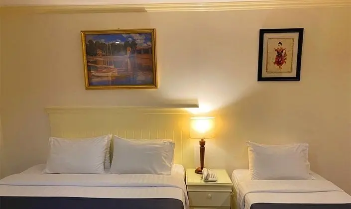 Deluxe Üç Kişilik Oda
