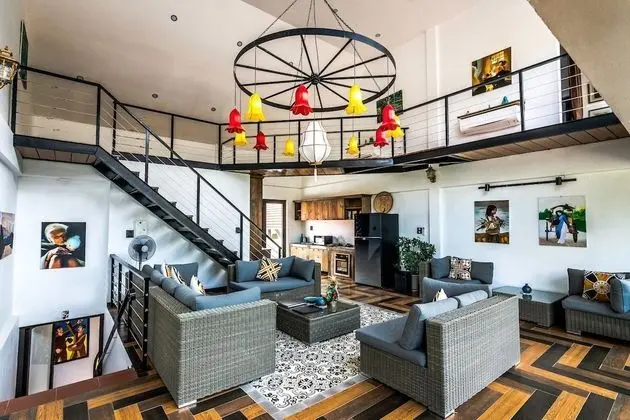 Deluxe Çatı Katı Süiti (Penthouse), 3 Yatak Odası, Jakuzi, Nehir Manzaralı
