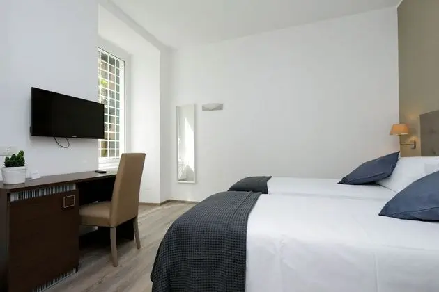 Executive Tek Büyük veya İki Ayrı Yataklı Oda, Avlu Manzaralı