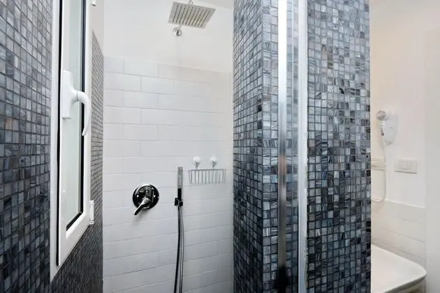 Executive Tek Büyük veya İki Ayrı Yataklı Oda, Avlu Manzaralı