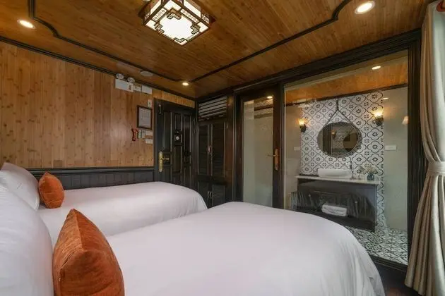 Deluxe Tek Büyük veya İki Ayrı Yataklı Oda, Balkon