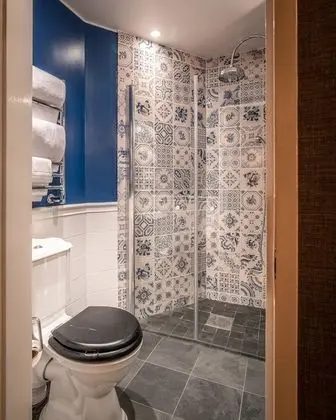 Captain's Small Double Room